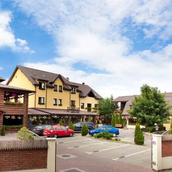 天宝膳食公寓酒店，位于特尔古穆列什的酒店