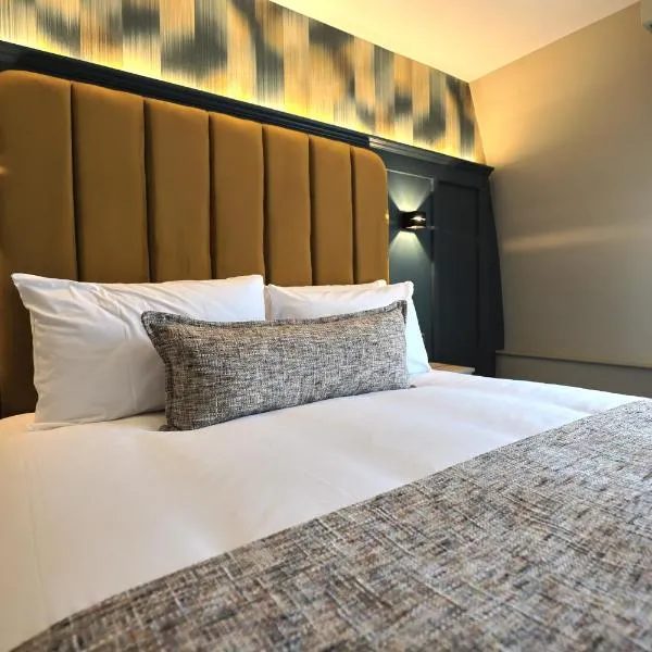 Derry Londonderry में, होटल The Maiden City Hotel