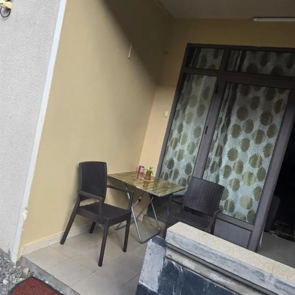 Home For You, hotel in Mahébourg