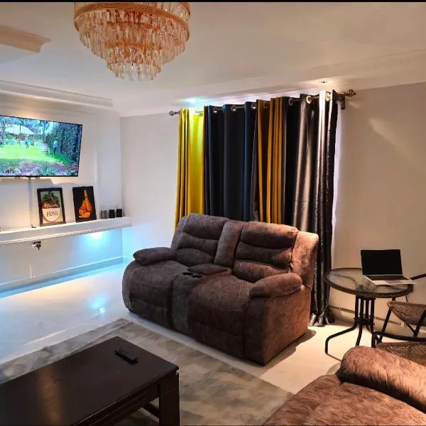 Chic Layover Hub 15 min from JKIA Airport, hotel v destinaci Nairobi