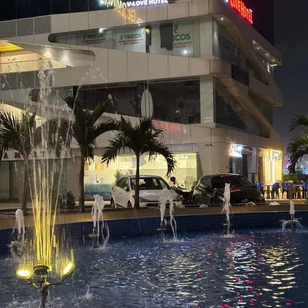 v love heritage, ξενοδοχείο σε Surat