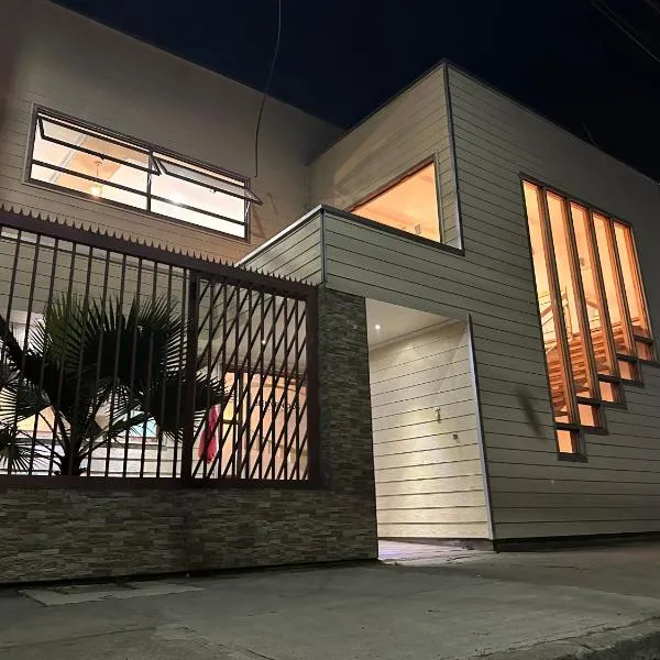 RESIDENCIAL VICTORIA SAID DELUXE، فندق في ليناريس