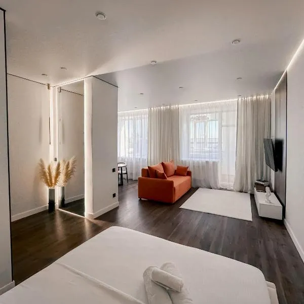 LUX студия на ЖК Ирина, hotel a Pavlodar