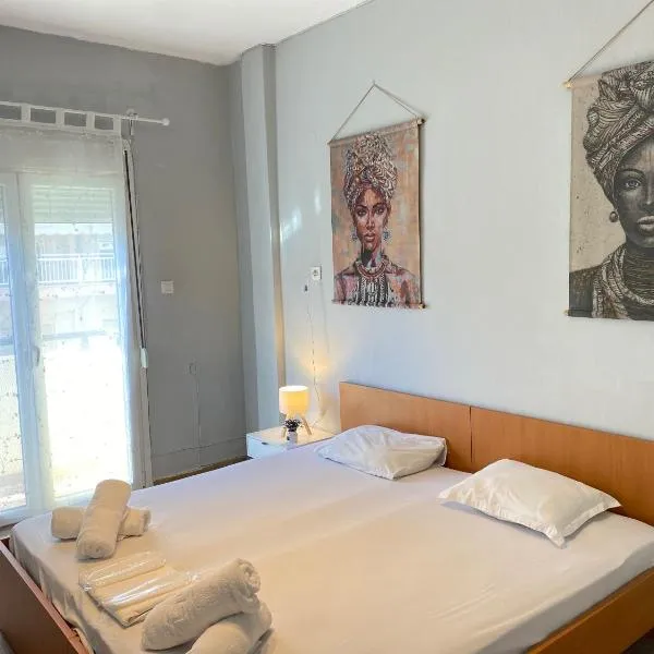 Faros Axd Downtown Hostel, hotel in Alexandroupoli