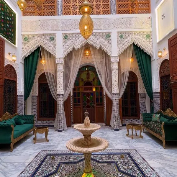 Riad Jnane Fes Medina & Luxury Palace, hotel en Fez