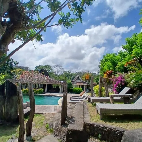 One More Wave Surf House Uluwatu、ウルワツのホテル