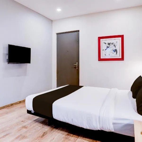 Super Townhouse Ulsoor Near Halasuru Metro Station, hotel in Bangalore