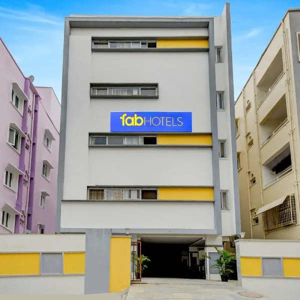 FabHotel R3 Atmos, hotel in Hyderabad