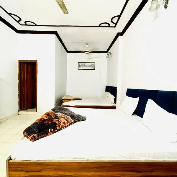 Diamond Inn - 50 Mtrs Near Golden Temple, hotel in Amritsar