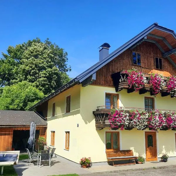 Ferienhaus Laimerbauer, hotel v destinaci Faistenau