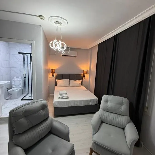 Pi Park Hotel, hotel di Bornova