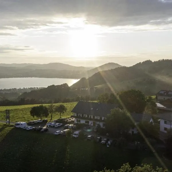 Gasthaus Schöberingerhof, ξενοδοχείο σε Weyregg