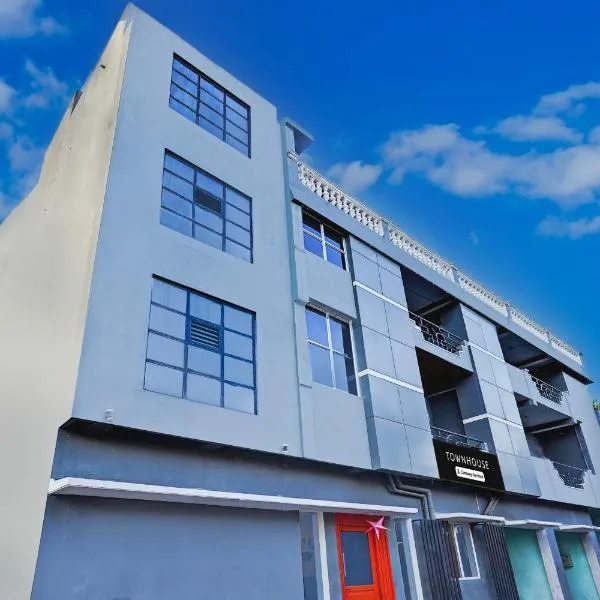 Super Townhouse Pondicherry – hotel w mieście Puducherry