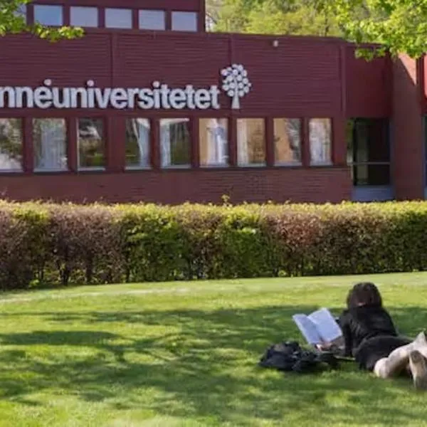 Guest House Near Linnaeus University, ξενοδοχείο σε Växjö