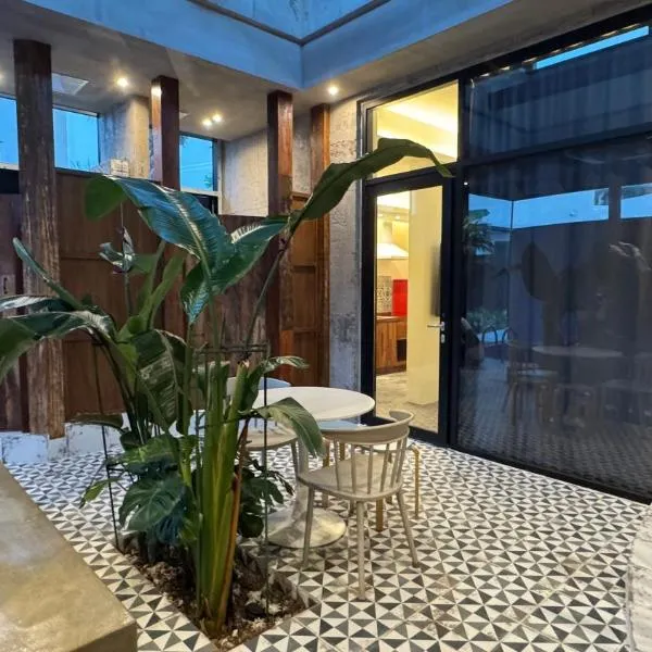 Jeju Dodu Tropical Premium Pool Villa, hotel in Jeju