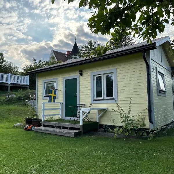 Small Seaside Cottage, hotel in Saltsjöbaden