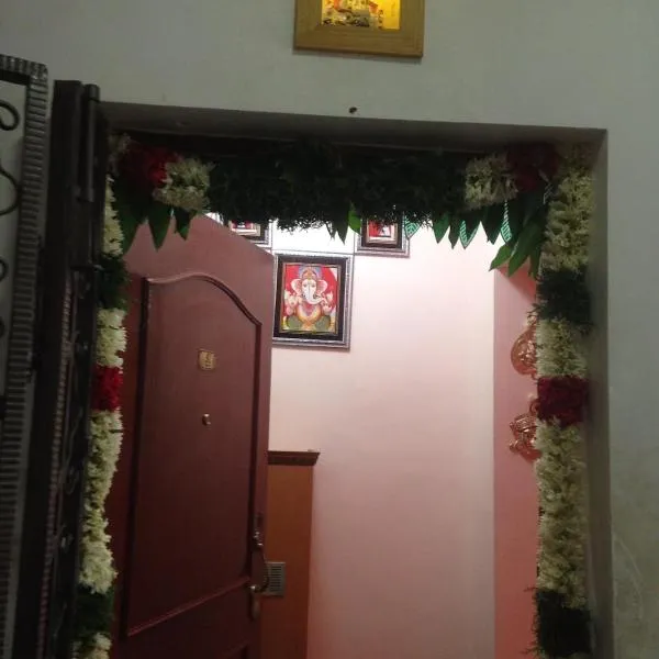 Cozy 3BHK - Heart of Vadapalani in Gated Community, hotel in Chennai