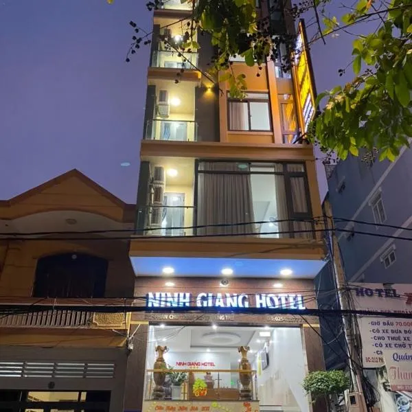 Ninh Giang Hotel & Apartment Vũng Tàu, hotel in Vung Tau