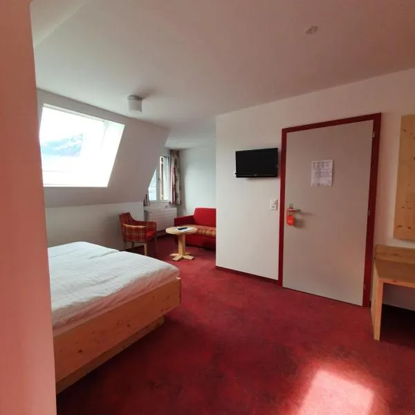 Hotel Strandhotel, hotel en Iseltwald