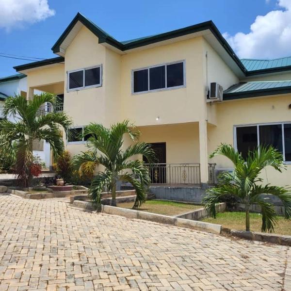 Luxury Retreat Pool Good for Groups Cape Coast, Efutu