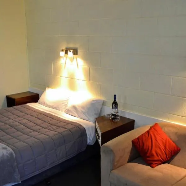 Charles Sturt Motor Inn, hotel v destinaci West Wyalong