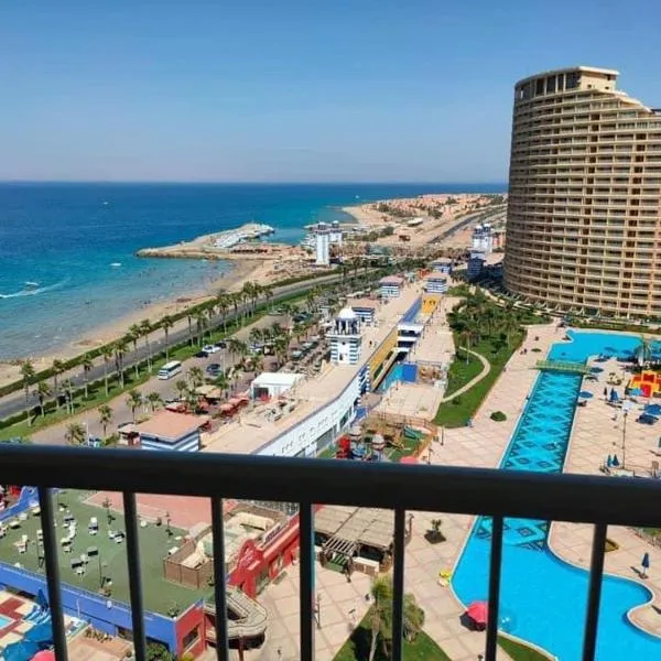 Porto sokhna pyramids for Family Chalets, ξενοδοχείο σε Αΐν Σούχνα