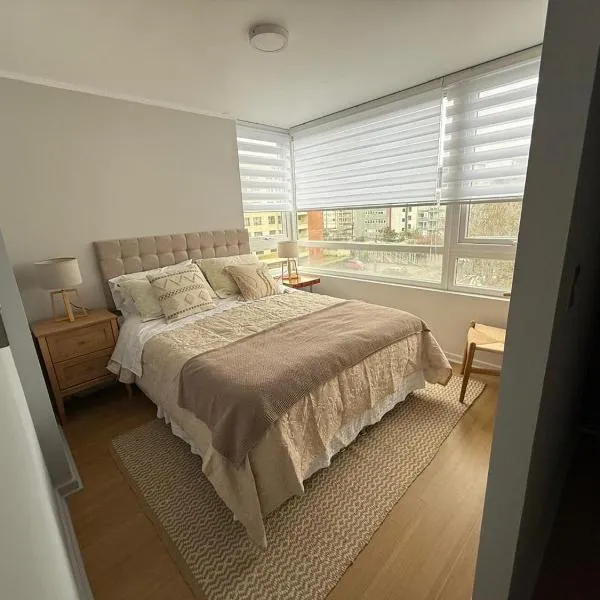 Departamento con excelente ubicación a pasos de av Alemania a 2 cuadras de mall portal Temuco, ξενοδοχείο σε Τεμούκο