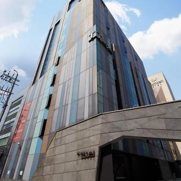 Tria Business & Boutique Hotel – hotel w Seulu