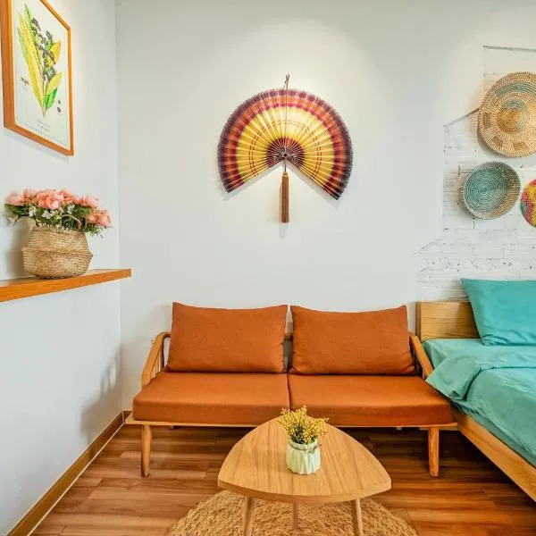 MONday Première Aparts - Gold Coast Tower, Lotte Mall & 5-Min-To-Beach, hôtel à Nha Trang