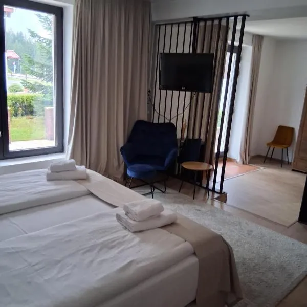 Monterai Resort: Poiana Brasov şehrinde bir otel