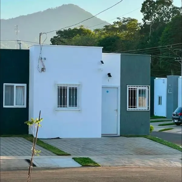Ahuachapan Tiny Rental Homes, hotel en Ahuachapán