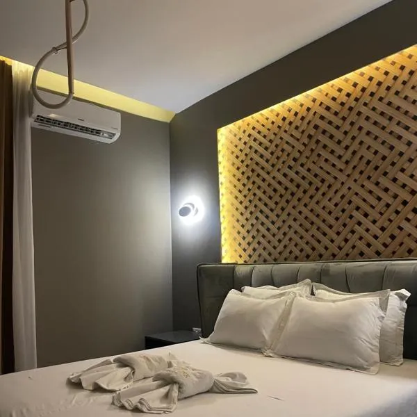GRAND JNK Boutique Hotel, hotel en Kukës