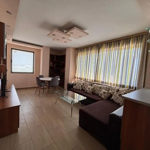 Cozy 1-Bedroom Apartment Near Old Town - Purple5, hôtel à Plovdiv