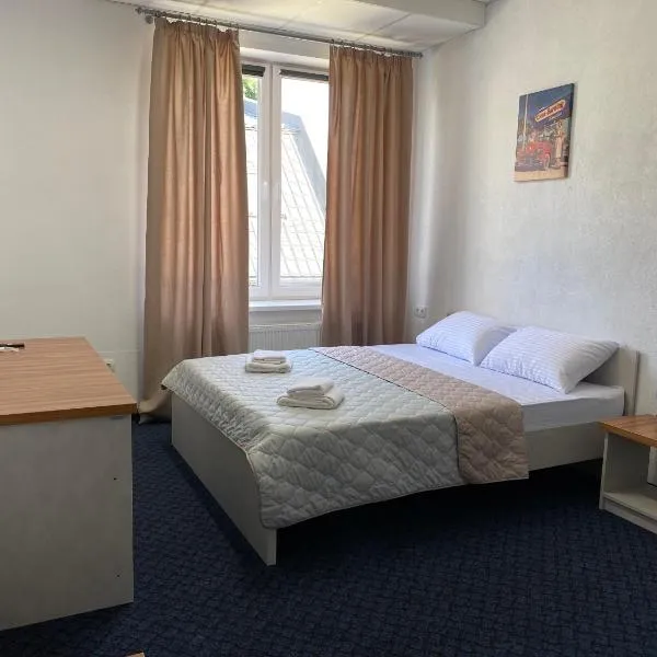 Highway 60, Hotel in Lwiw