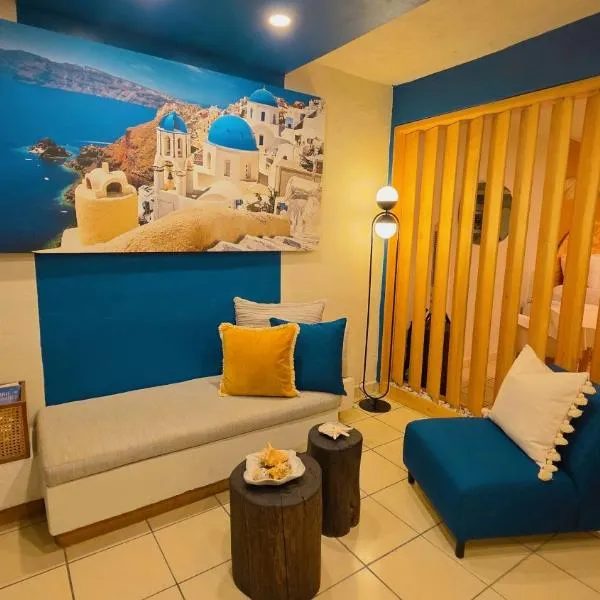 Santorini Suites Cozumel, hotel in Cozumel