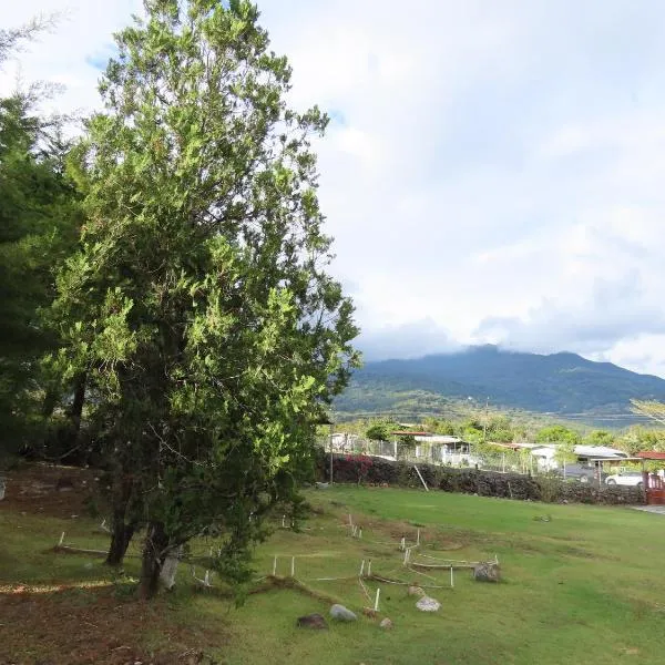 Cabañas Brisas Alto Boquete, отель в городе Бокете