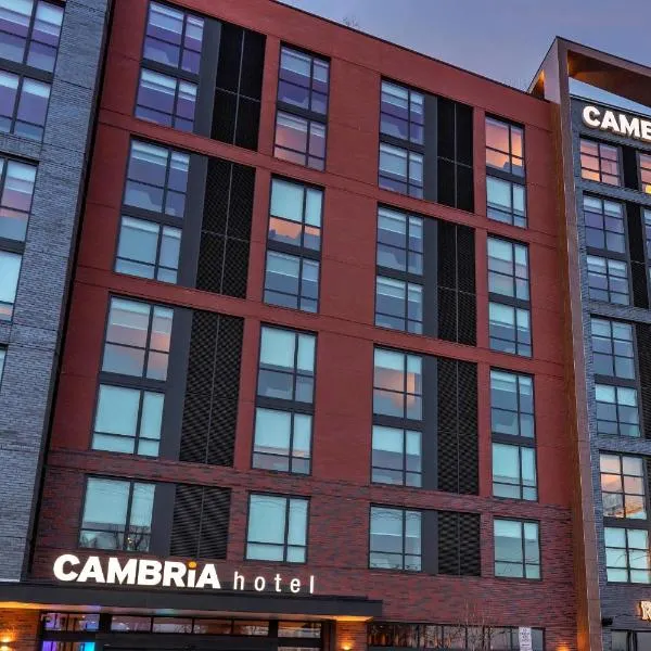 Cambria Hotel Washington DC Navy Yard Riverfront, hotel in Washington, D.C.