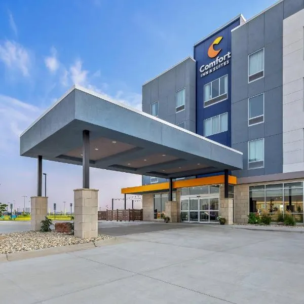 Comfort Inn & Suites at Sanford Sports Complex, ξενοδοχείο σε Σιου Φολς