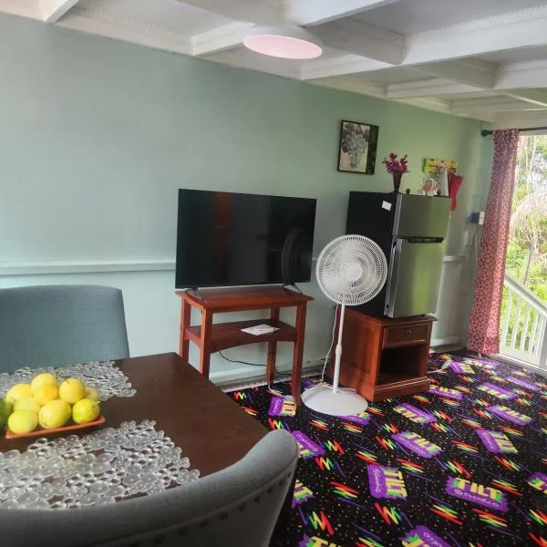 Studio, hotel in Keaau