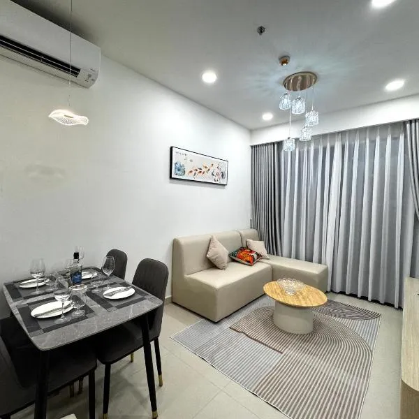 Midori Park The Glory, 2PN Cao Tầng 23, View hồ bơi, hotel v destinaci Ga Phú Trung