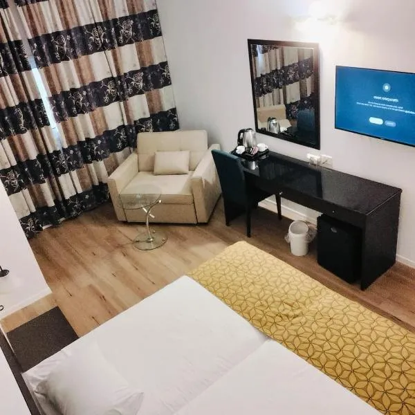 Restal Hotel, хотел в Тиберия