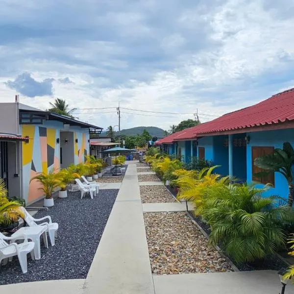 SK Hometel Samui Airport, hotel in Bangrak Beach