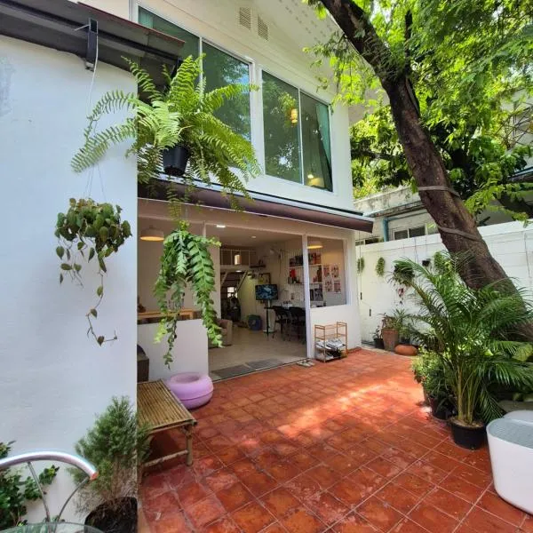 Cat House BKK, hotel v destinácii Bangkok