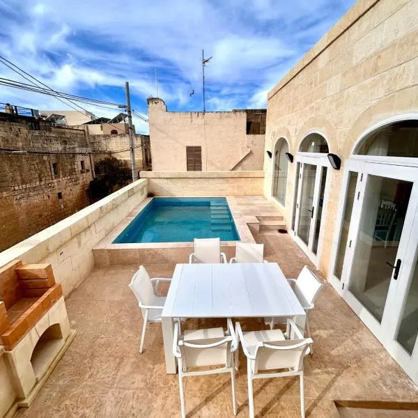 Ta' Marija, hotel Sannatban