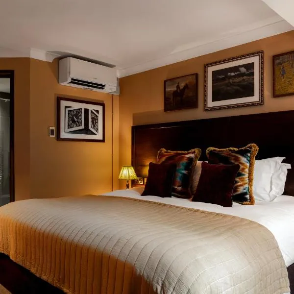 玫瑰與皇冠酒店,倫敦的飯店