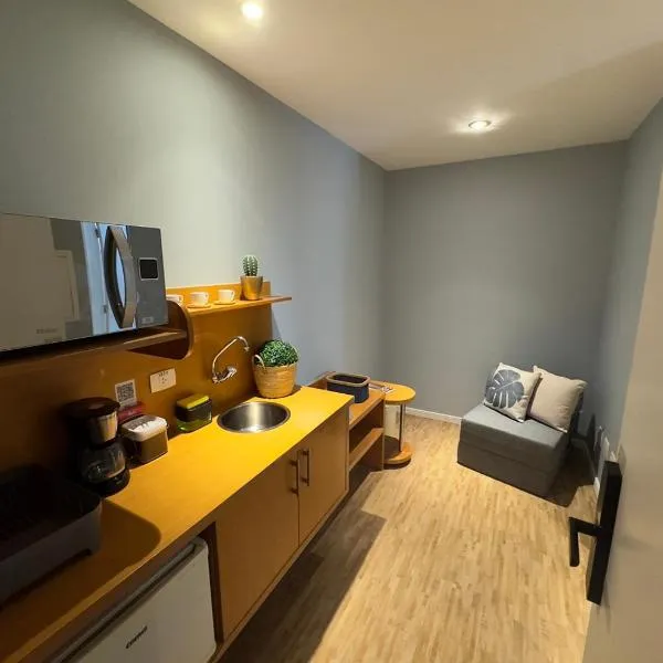Conforto e Praticidade Apartamento até 3 no Batel, hotel en Curitiba