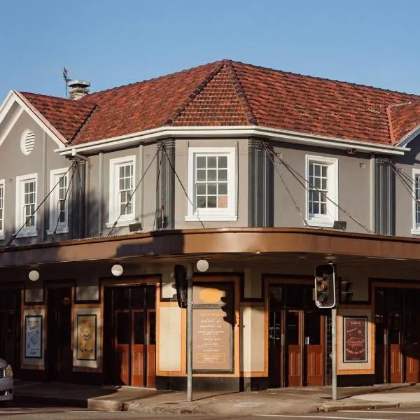 Islington Barracks Hotel, Hotel in Hamilton