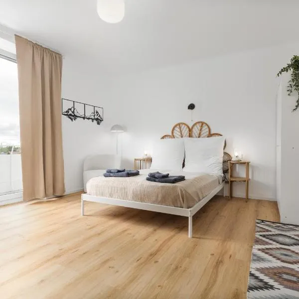 Stylisches Apartment in Linz mit Netflix & Balkon, hotel i Linz