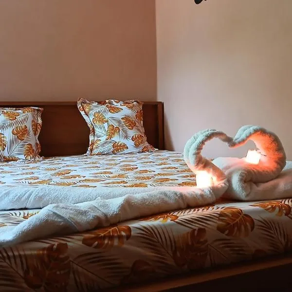 CHAMBRE LA TERRASSE Nosy-be，位于Hell-Ville的酒店