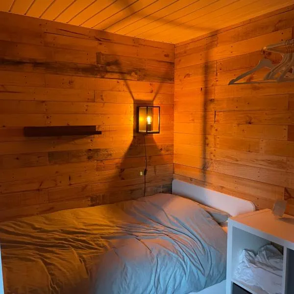 La Luna, hotel i Lanaken